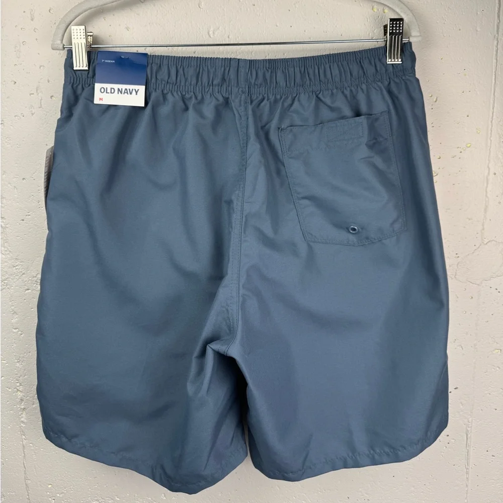 Old Navy Men Solid Swim Trunks 7-inch inseam Wintry Waters Blue Built in Brief M